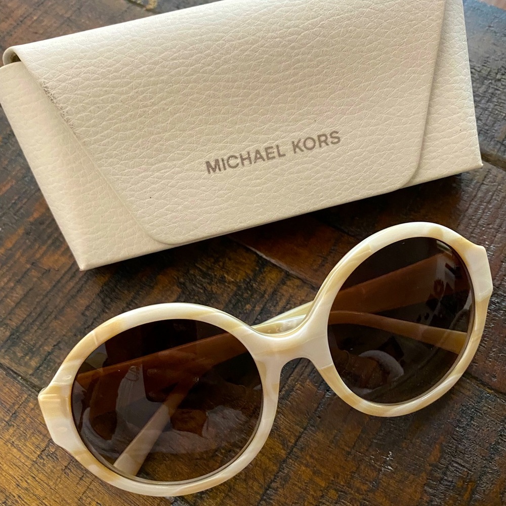 SOLD Michael Kors seaside gateway sunglasses